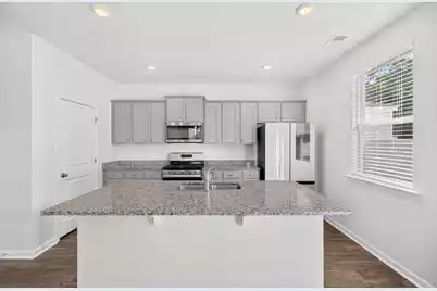 147 Cloverleaf Street, Summerville, SC 29483 - Photo 17