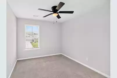 147 Cloverleaf Street, Summerville, SC 29483 - Photo 7
