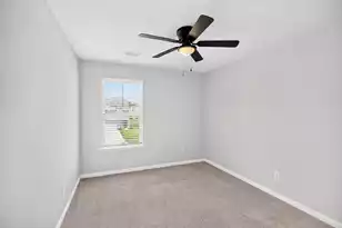 147 Cloverleaf St, Summerville, SC 29483 - Photo 7