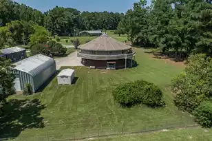 395 Summerset Ln, Summerville, SC 29483 - Photo 3