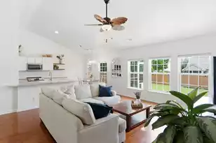 5039 Ballantine Dr, Summerville, SC 29485 - Photo 5