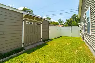 823 Minnie St, Charleston, SC 29407 - Photo 41