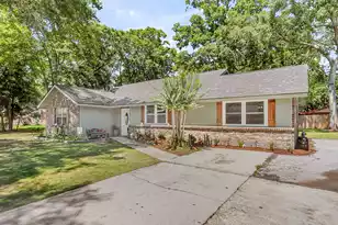 1040 Yorktown Dr, Charleston, SC 29412 - Photo 3