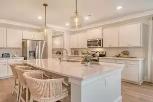 120 Lilac Grv Wy, Summerville, SC 29486 - Photo 3