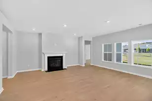 160 Ireland Dr, Summerville, SC 29486 - Photo 5