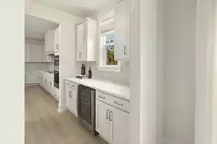 3081 Macaron Ct, Ravenel, SC 29470 - Photo 7