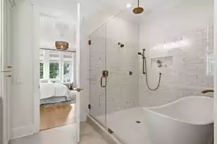 924 Pitt St, Mount Pleasant, SC 29464 - Photo 29