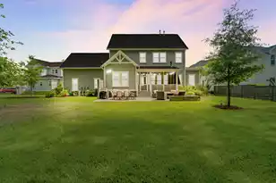 1831 Bolden Dr, Mount Pleasant, SC 29466 - Photo 1