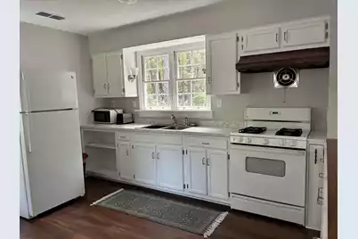 702 Simmons Avenue, Summerville, SC 29483 - Photo 7