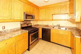 995 King St, Charleston, SC 29403 - Photo 7