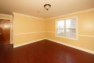 995 King St, Charleston, SC 29403 - Photo 3