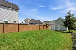 589 Blueway Ave, Summerville, SC 29486 - Photo 25