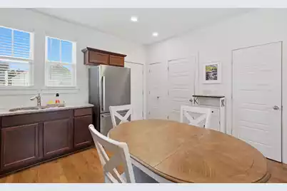 589 Blueway Avenue, Summerville, SC 29486 - Photo 11