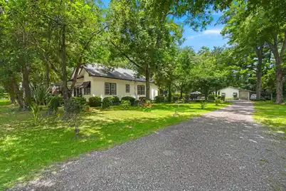 504 Raysor Street W, Saint George, SC 29477 - Photo 3