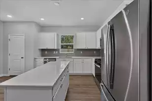 217 Bradford Pointe Dr W, Summerville, SC 29486 - Photo 19