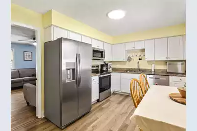 212 Forest Circle, Summerville, SC 29483 - Photo 5