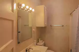 208 Calhoun St, Charleston, SC 29403 - Photo 11