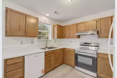 105 Parish Parc Drive, Summerville, SC 29485 - Photo 7
