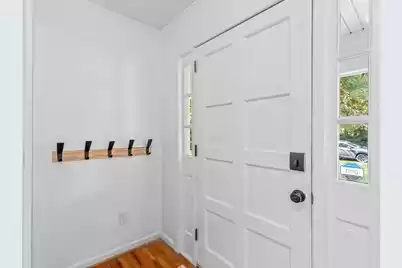 317 Hawthorne Street, Mount Pleasant, SC 29464 - Photo 9