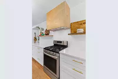 317 Hawthorne Street, Mount Pleasant, SC 29464 - Photo 15