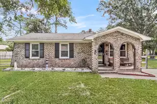 103 McDuffie Ct, Summerville, SC 29486 - Photo 1