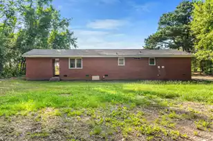 2123 Shillings Bridge Rd, Orangeburg, SC 29115 - Photo 3