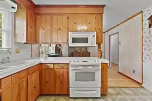 105 Pierre Ct, Summerville, SC 29486 - Photo 9