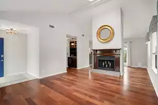 1131 Daffodil Ln, Mount Pleasant, SC 29464 - Photo 7