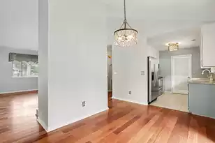1131 Daffodil Ln, Mount Pleasant, SC 29464 - Photo 11