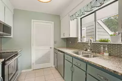 1131 Daffodil Lane, Mount Pleasant, SC 29464 - Photo 13