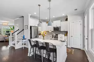 1603 Prince Edward St, Mount Pleasant, SC 29466 - Photo 33