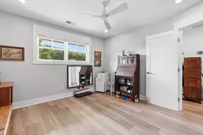 711 Center Street, Mount Pleasant, SC 29464 - Photo 15
