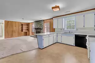 1351 Winchester Dr, Charleston, SC 29407 - Photo 13