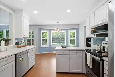 38 Hampton Drive S, Charleston, SC 29407 - Photo 9