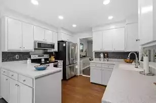 38 Hampton Dr S, Charleston, SC 29407 - Photo 7