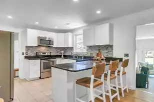 681 Port Cir, Charleston, SC 29412 - Photo 7
