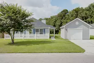 302 Coosawatchie St, Summerville, SC 29485 - Photo 1
