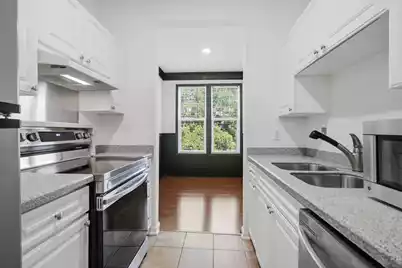 1931 Chatelain Way, Mount Pleasant, SC 29464 - Photo 15