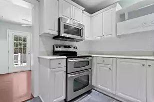 1618 Patterson Ave, Charleston, SC 29412 - Photo 17
