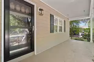 1618 Patterson Ave, Charleston, SC 29412 - Photo 9