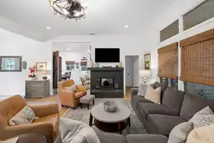 2363 Eades Ln, Charleston, SC 29414 - Photo 5