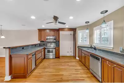21 Aiken Street, Charleston, SC 29403 - Photo 9