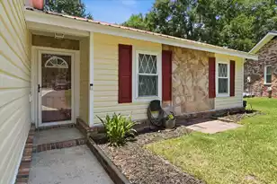 106 Cambell Ct, Summerville, SC 29486 - Photo 3
