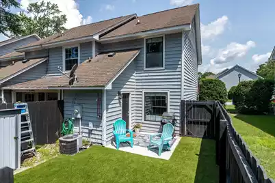 1694 Hunters Run Drive, Mount Pleasant, SC 29464 - Photo 19