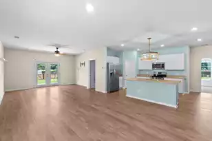 477 Spanish Wells Rd, Summerville, SC 29486 - Photo 7