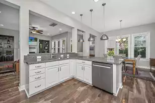 1466 Hollenberg Ln, Mount Pleasant, SC 29466 - Photo 15
