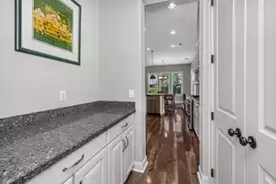 1466 Hollenberg Ln, Mount Pleasant, SC 29466 - Photo 13