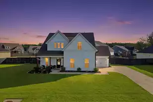 105 Edisto Xing Ct, Ridgeville, SC 29472 - Photo 3