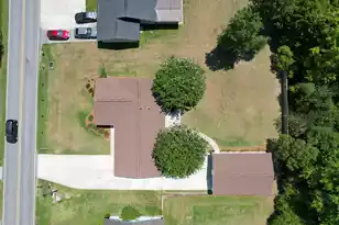 1009 Mountain Pine Rd, Moncks Corner, SC 29461 - Photo 3