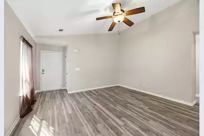 8765 Mahi Mahi Way, North Charleston, SC 29406 - Photo 5